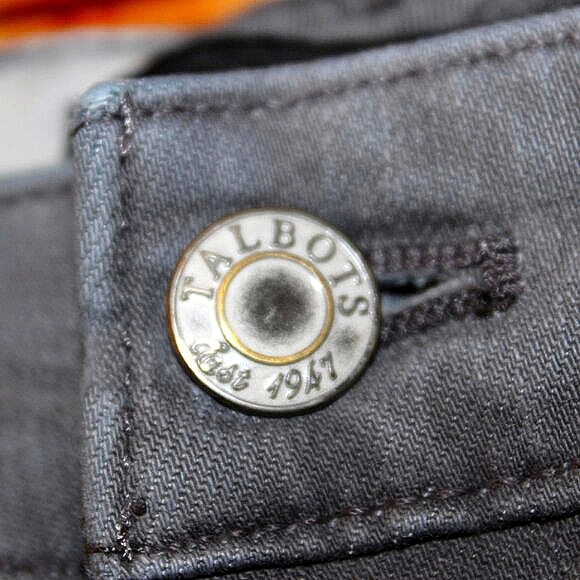 Talbots Gray Wash Cuffable Boyfriend Jeans - Size 14 - Picture 5 of 8